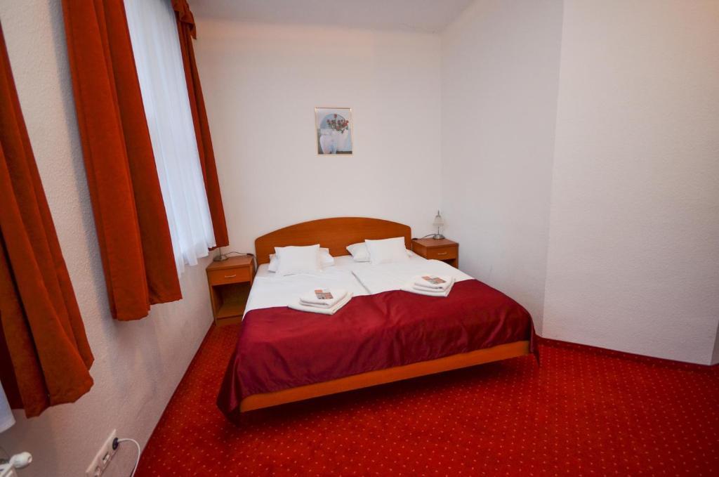 Broadway City Guesthouse ブダペスト 部屋 写真